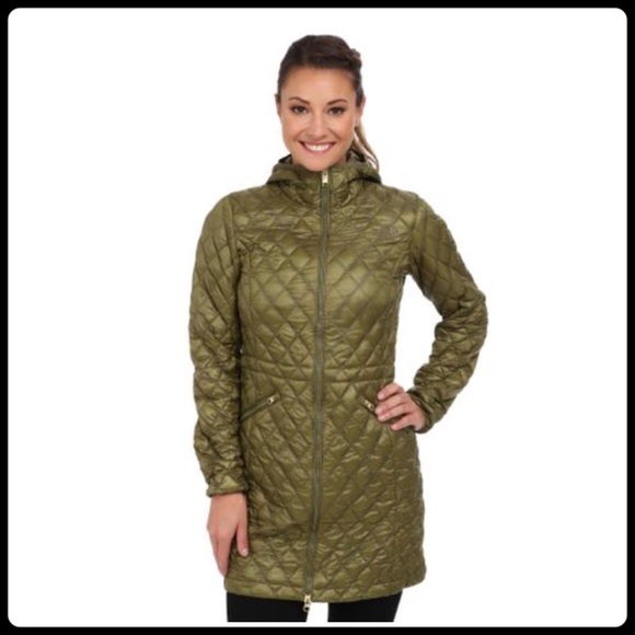 The North Face thermoball parka - Picture 2 of 10